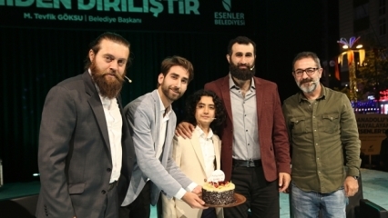 Feltámadás Az Ertuğrul játékosai részt vettek a „Ramadan Resurrection” eseményen