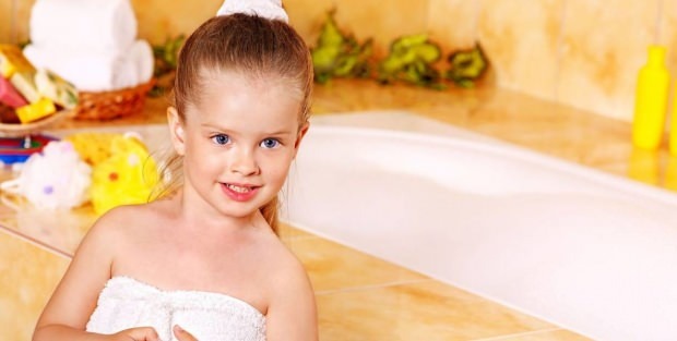 Hogyan kellene fürdeni a gyerekeket?