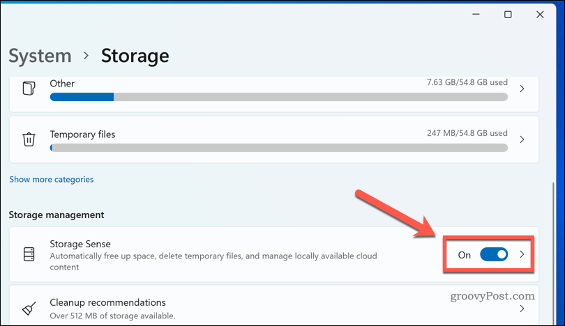 A Storage Sense engedélyezése a Windows 11 rendszeren