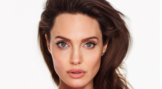 Angelina Jolie hírek