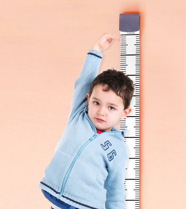 Befolyásolja-e a gének rövid hossza a gyermekek magasságát?