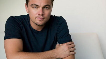 Hírességek felvonulása Leonardo DiCaprio születésnapján