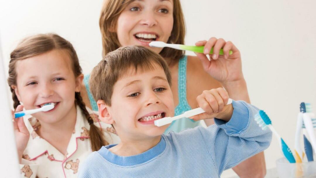 Milyen legyen a gyermekek száj- és fogápolása?
