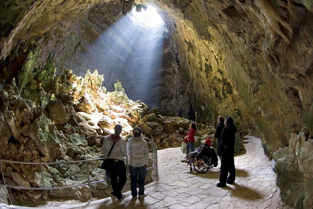 Grotte di Castellana barlangok