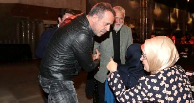 Yusuf megpróbált beszélgetni az iszlámmal! Emine Erdogan első hölgy ment megmentésre ...