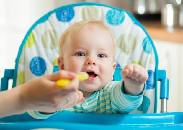 További étkezési időszak csecsemőknél