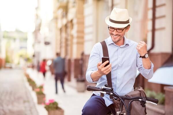 A mobil helyi marketing segít elérni azokat az ügyfeleket, akik útközben vannak, az Ön közelében.
