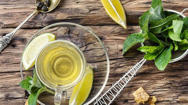 Milyen előnyei vannak a citrom hozzáadásának a teahoz? Gyors fogyásos módszer citromteával
