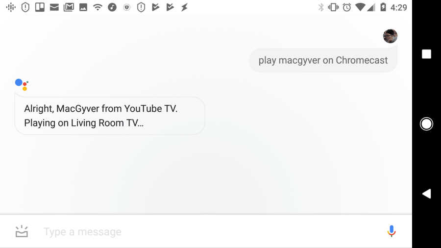 képernyőképe a műsorok vagy filmek lejátszásáról a Google Assistant segítségével