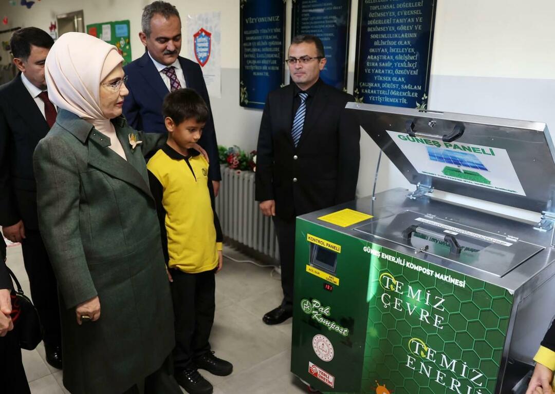 Emine Erdoğan ellenőrizte az Ostim Általános Iskola zero waste gyakorlatát