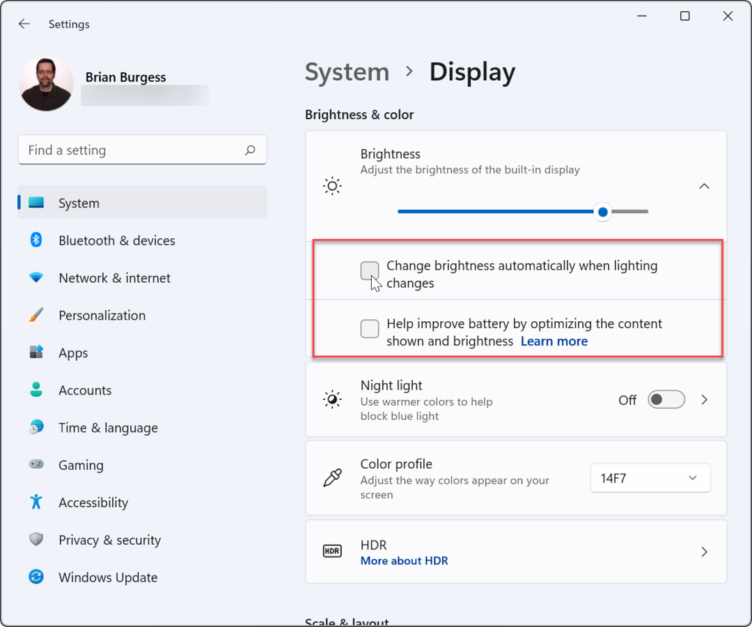 Kapcsolja ki vagy kezelje az automatikus fényerőt a Windows 11 rendszeren