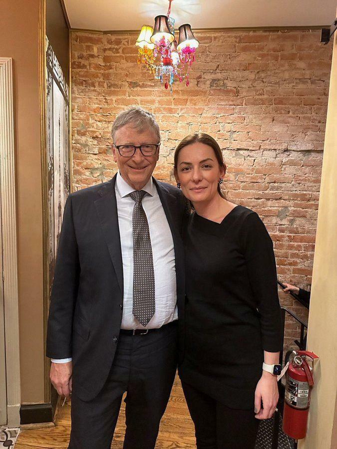Bill Gates és Hülya Bölükbaşı