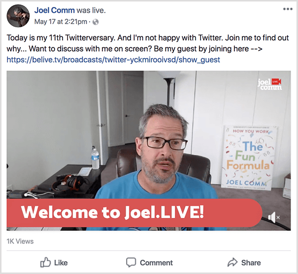 Joel Comm egy élő videóban jelenik meg az irodájából. A falak csupaszok és fehérek, a szórakoztató képlet borítóját bemutató poszter a falnak támaszkodik a háttérben. Joel kék pólót és szemüveget visel. Az alsó-harmadik felirat szerint Üdvözöljük Joelnél. ÉLŐ!