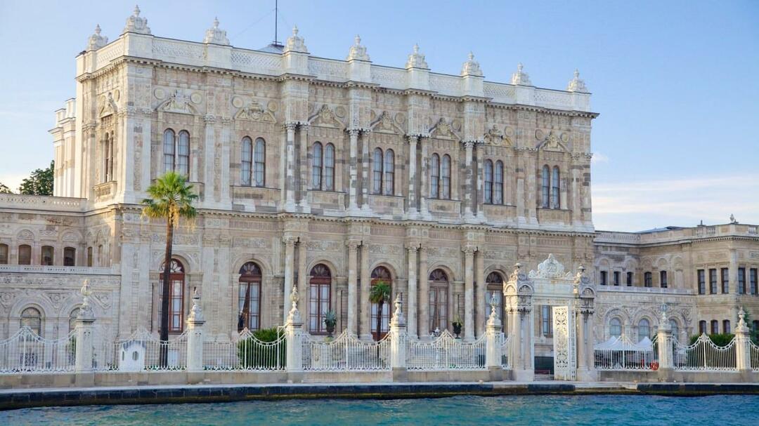 Dolmabahçe palota