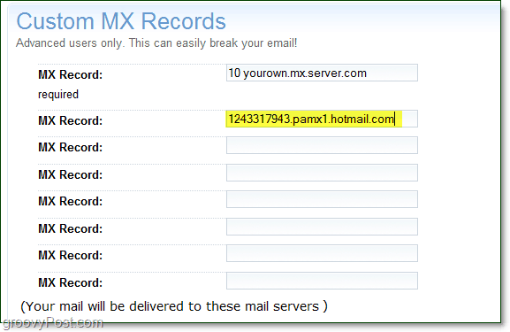 eljuttatja az élő szolgáltatások mx szerver adatait a domain speciális beállításai oldalra az egyéni mx rekordokhoz