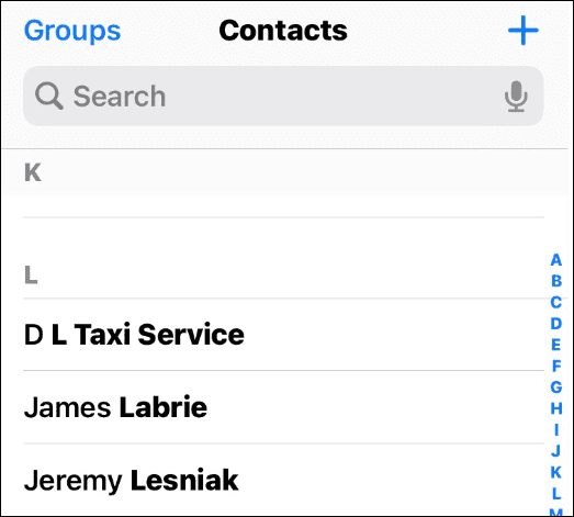 Törölje az ismétlődő névjegyeket az iPhone készülékről
