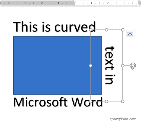 WordArt szöveg hozzáadása a Word négyzet alakú alakja köré