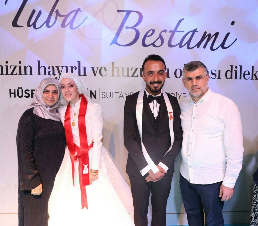 Belépett a világházba az a földrengést túlélő házaspár, akinek esküvői ruháját Emine Erdoğan készítette!