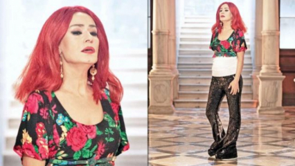Yıldız Tilbe Aysel Gürelre emlékeztető piros parókájával hívta fel magára a figyelmet!