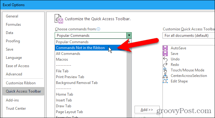 Az Excel Beállítások párbeszédpanel Szalagon válassza a Nem parancsok parancsot
