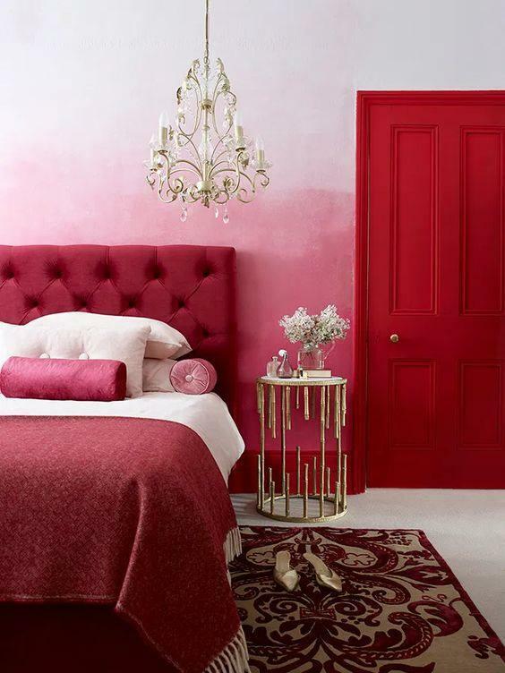 Piros és rózsaszín hálószoba dekoráció